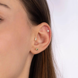 Kenarları Top Yuvarlak Taşlı Tragus Küpe